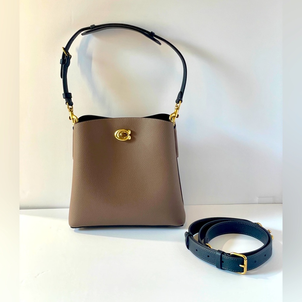 Coach Willow turn lock leather bucket bag - taupe with gold hardware